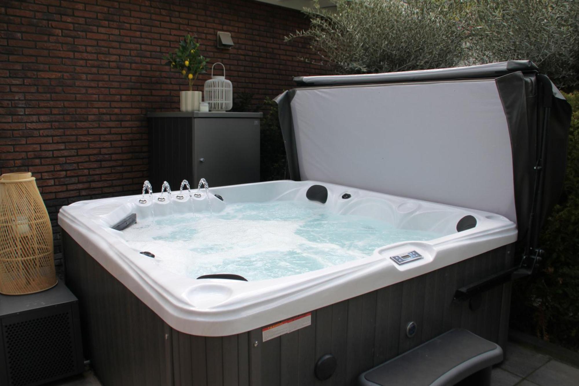 Huisje Wenum - Apeldoorn Met Jacuzzi المظهر الخارجي الصورة